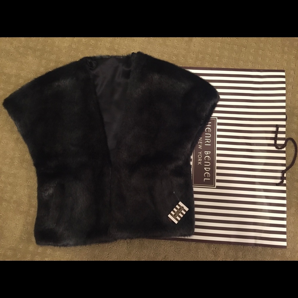 Henri Bendel Faux Fur Reversible Shrug Black